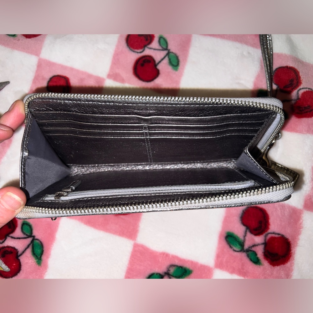 Coach Poppy Butterfly Bandana Metallic Silver Graffiti Wristlet Wallet Y2K 🦋 - Picture 6 of 16